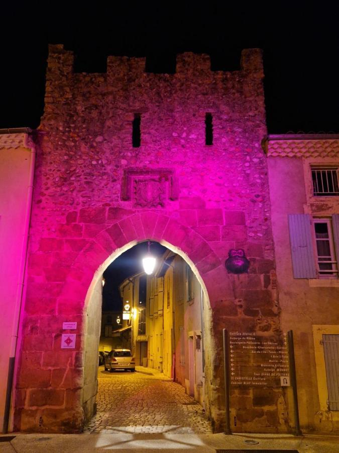 Residence De La Lone La Roche-de-Glun Екстер'єр фото